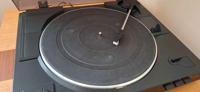 Pioneer PL-990 Turntable