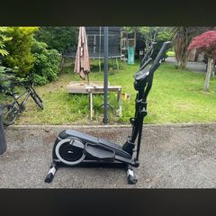Cross Trainer
