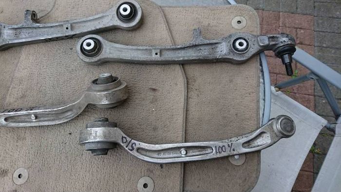 Audi a6 c6 diesel petrol Genuine AUDI lower suspension wishbone control arms.ball joints bushes.S-line 2.0tdi, 2,7 tdi, 3.0 tdi, 2.0 tfsi, 2.4, 3.0 petrol. Parts breaking