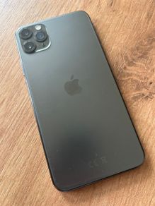 iPhone 11 Pro Max 64GB Space-Gray Excellent Condition
