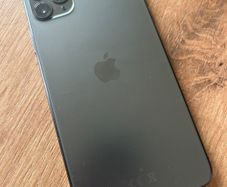iPhone 11 Pro Max 64GB Space-Gray Excellent Condition