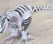 Roboraptor Dinosaur with remote control