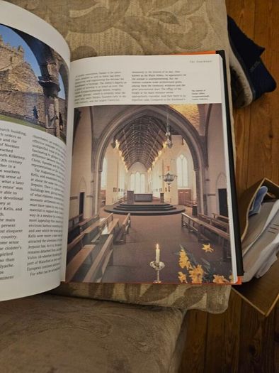 The Guinness Book Of Ireland Edited By Bernhard Loughlin  And Colm Toibin. First Edition Large Volume Hardback With Dustjacket In Good Condition.  See Photos For Same.