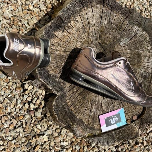 Vintage Nike Shox R2 Metallic Bronze