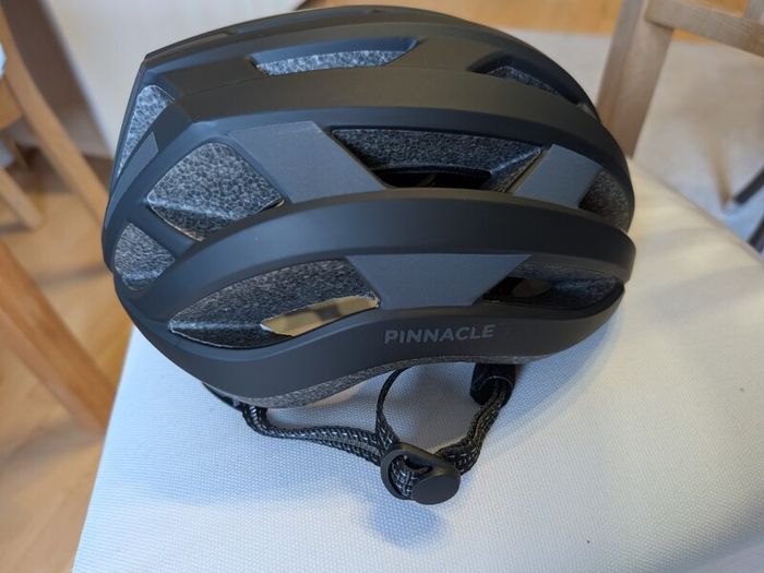 Pinnacle cycle helmet