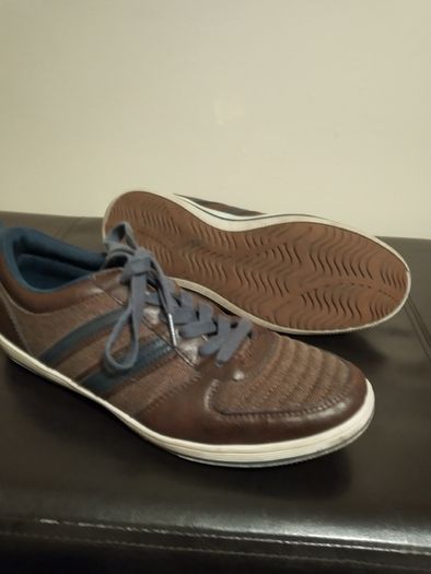 Mens shoes