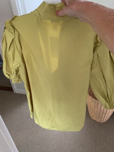 blouse
