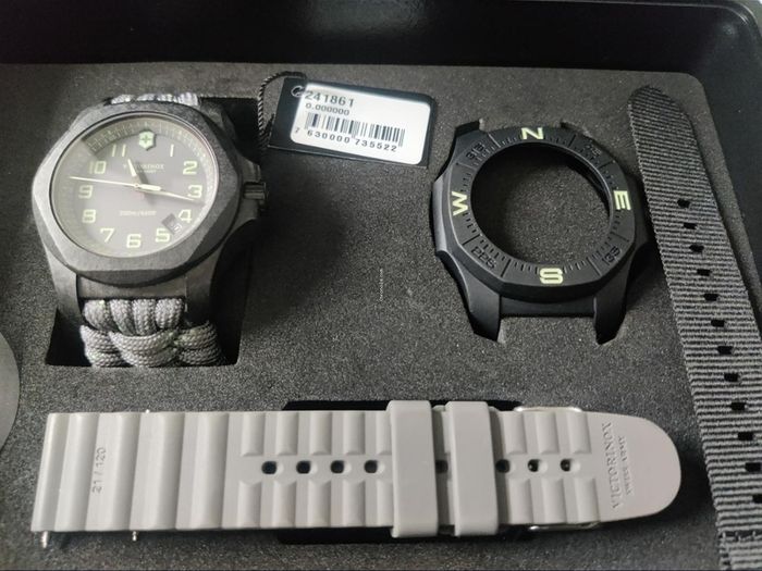 Swiss Army Victorinox I.N.O.X, 43mm Carbon Fiber Case Watch