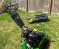 John Deere 220A Greens Mower (Cylinder Mower)
