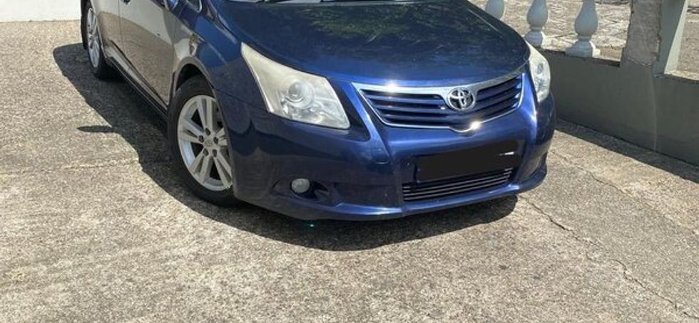 Toyota Avensis 2010