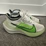 Nike Zoom Gravity runners Image 3