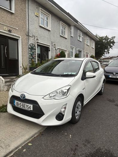 2016 Toyota Aqua Petrol Hybrid Auto LONG TAX & NCT