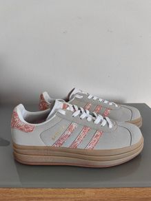 Adidas gazelle