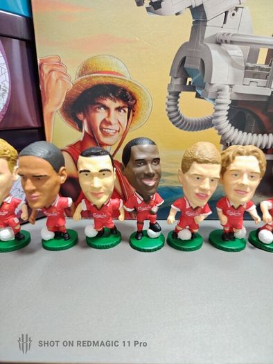 Liverpool figures vintage