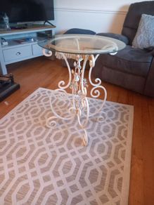 round side table