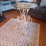 round side table Image 5