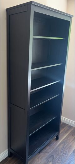 Book shelf Ikea Hemnes black