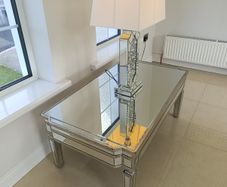 Coffee Table/Lamp