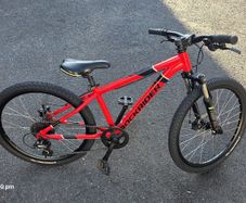 Rockrider EXPL 900 24inch Kids Mountain Bike | Disc Brakes   Aluminium Frame   Excellent Condition