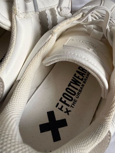 XTI white woman's trainers size UK6/EU39 excellent condition