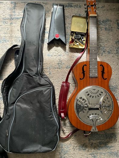 Square Neck Resonator