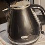 DeLonghi micalite Electric Kettle, Model KBOM3001.BK, in excellent condition and working perfect Image 5