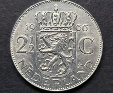 Netherlands 1966 Unc  2 1/2 Gulden - Juliana Silver coin