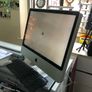 iMac 21 with keyboard and mouse. Image 3