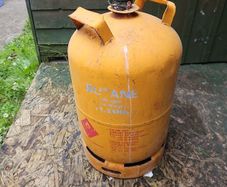 gas cylinder