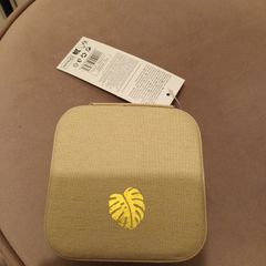 Travel jewellery box