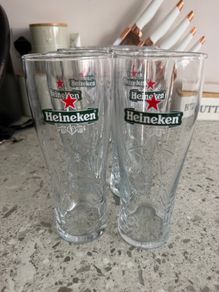 pub glasses