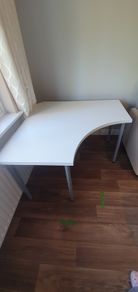 corner desk