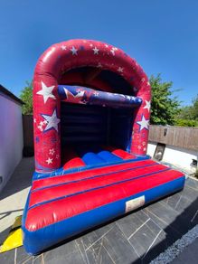 Star Bouncy Castle
