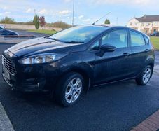 2016 (162)ford fiesta black