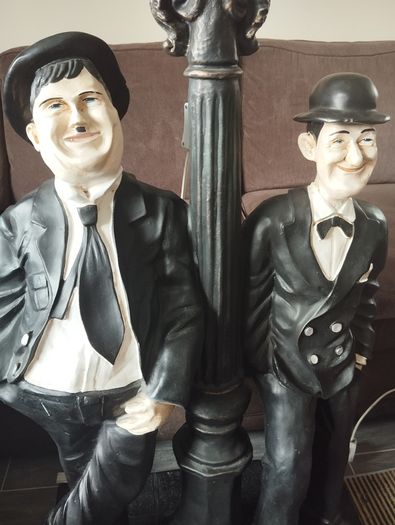Laurel & Hardy Lamp Figures  Large 230e  & medium 150e (Working)
