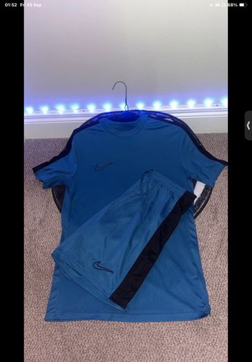 Nike Academy Series 2 Piece Medium Set