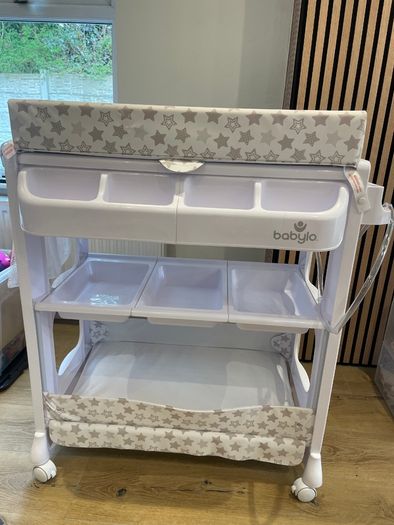 Babylo baby Change Table and bath combo
