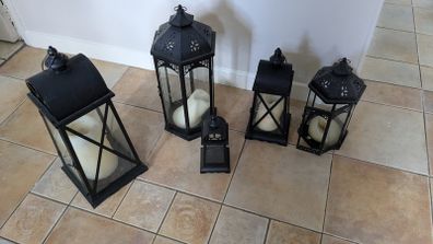 Set of 5 black metal lanterns with LED candles