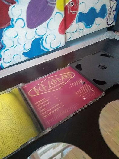 Free Postage! Def Leppard. Slang. Limited Edition. 2 x CD.