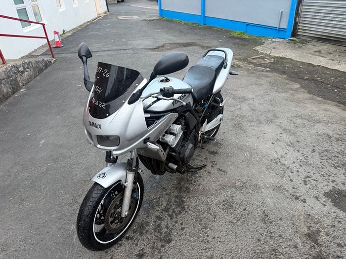 Yamaha Fazer 600
