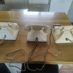 3 vintage telephones