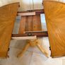 Kitchen Table Image 9