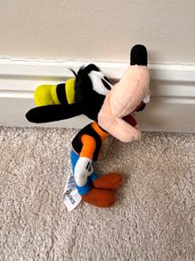Disney Parks Store Goofy Plush Approx. 15 cm. opened mouth Used Please see photos