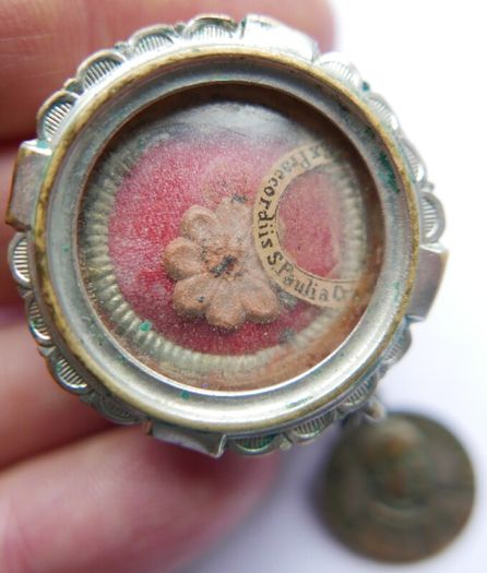 Antique Relic of Ex Praecordiis S.Paulia - Reliquary - Saint