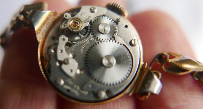 Vintage 1930s CRONOW Rolled Gold Watch - Working Vintage Ladies Manual Wind Up Wrist Watch