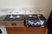 champagne glasses