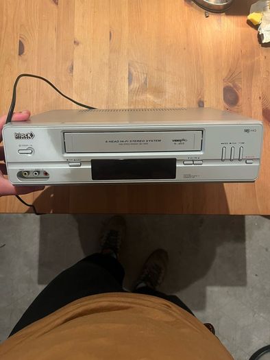 Black Diamond BD-150NS VHS Hi-Fi Video Recorder