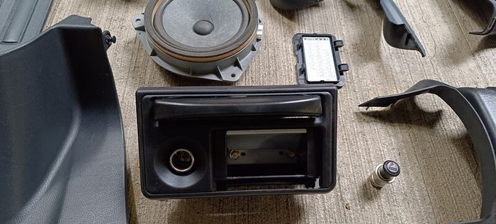Toyota MR2 mk3 ZZW30 Roadster MR-S Spyder Interior Parts