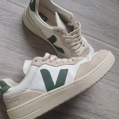 Veja trainers