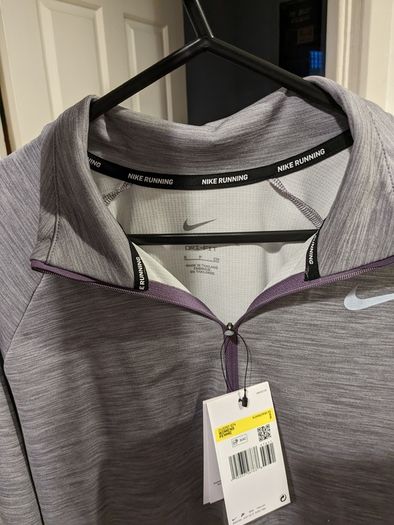 Ladies nike running top NEW